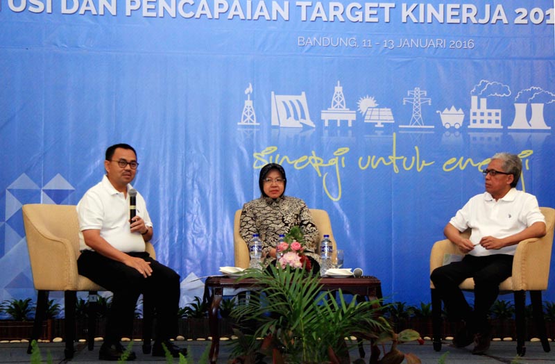 Di depan Pejabat  ESDM Risma Bercerita tentang Mobil Jenazah